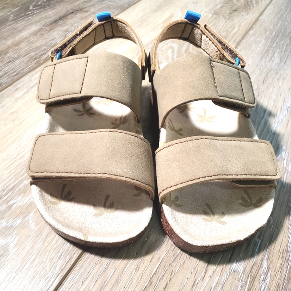 Wonder Nation toddler boys double strap faux leather tan sandal Size 9 - Picture 2 of 11